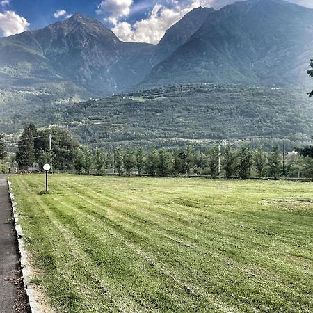 La Casina Di Oscar Ad Ao V Combe Vda Quart 0014 E 00I6 Leilighet Eksteriør bilde