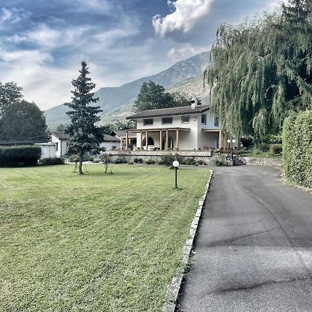 La Casina Di Oscar Ad Ao V Combe Vda Quart 0014 E 00I6 Leilighet Eksteriør bilde